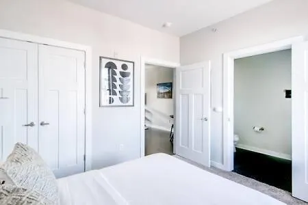 Apartment Cozysuites Music Row Modern 1Br W/Free Parking! 32 Nashville United States